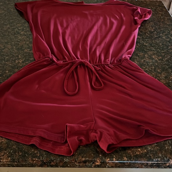 Stylish Red Romper - Picture 2 of 3